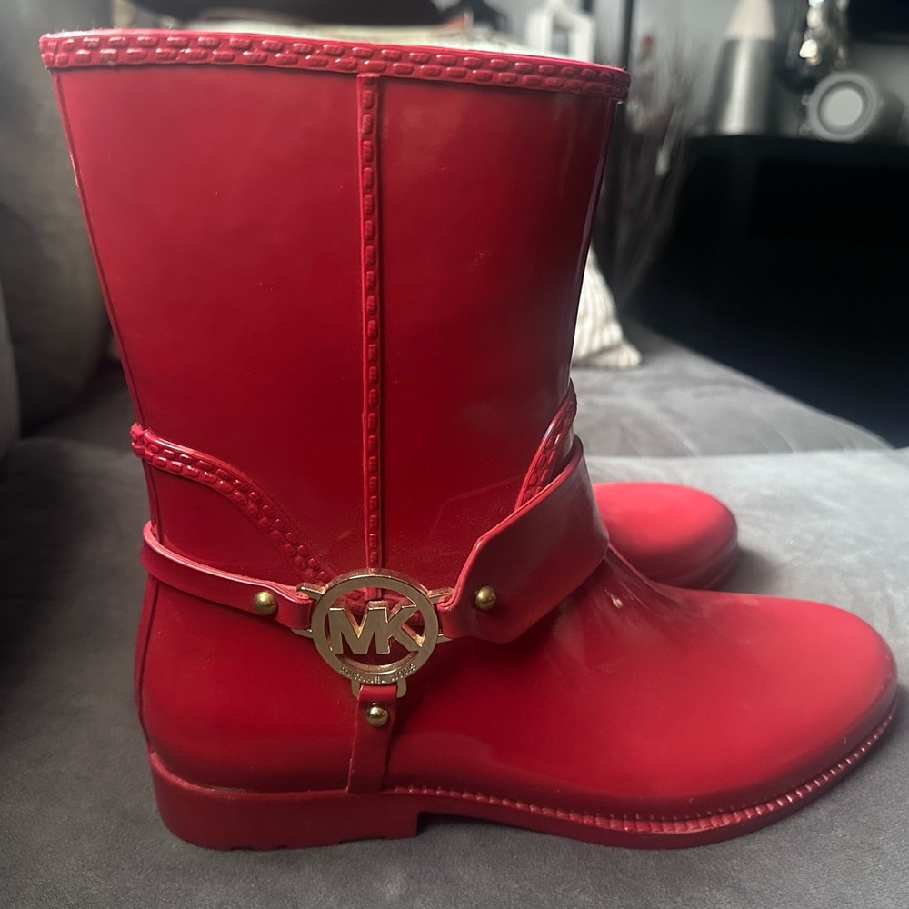 Michael Kors Red Winter Boots - Picture 3 of 5